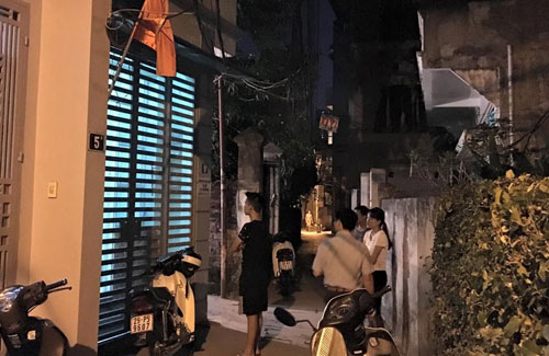 Vụ côn đồ đâm chết nữ sinh 16 tuổi: Bắt 2 đối tượng - 1