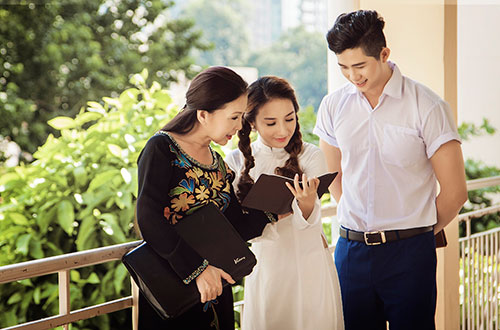 Ray Võ làm học trò của NSƯT Kim Xuân - 7