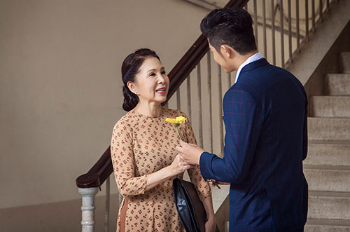 Ray Võ làm học trò của NSƯT Kim Xuân - 1