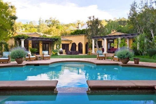 Nam tài tử dính HIV rao bán gấp hai biệt thự triệu đô - 4