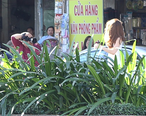 Subeo diện áo dài diễn văn nghệ ở trường - 5