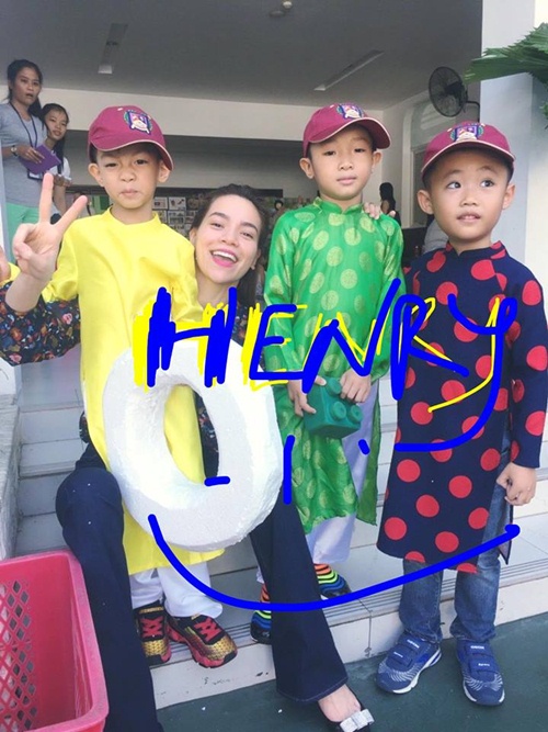 Subeo diện áo dài diễn văn nghệ ở trường - 2