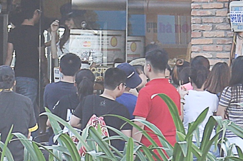 Subeo diện áo dài diễn văn nghệ ở trường - 12