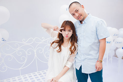 Hari Won, Tiến Đạt tình cảm đút cho nhau ăn tại sự kiện - 5