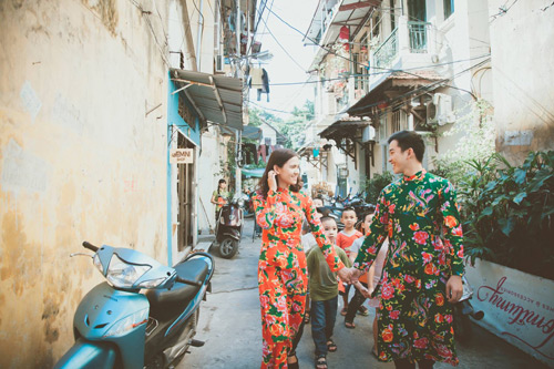 Cô dâu, chú rể đi khắp nơi chụp 5 bộ ảnh cưới - 14