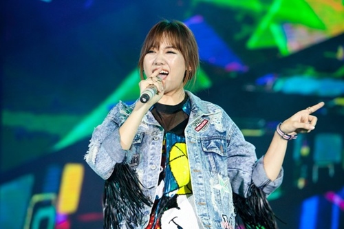 Noo Phước Thịnh, Hari Won quot;khuấy độngquot; 15.000 khán giả Cần Thơ - 6