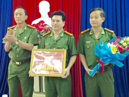 Kẻ đốt nhà khiến bà bầu trầm cảm bị bắt - 2