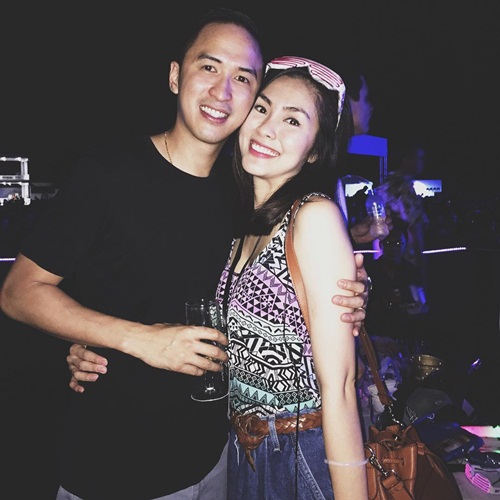 Vợ chồng Hà Tăng mặc áo đôi, ngọt ngào bên nhau - 6