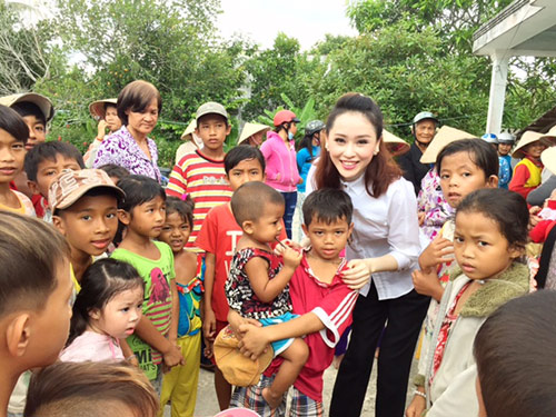 Á hậu Thái Như Ngọc xây nhà tặng người nghèo - 4