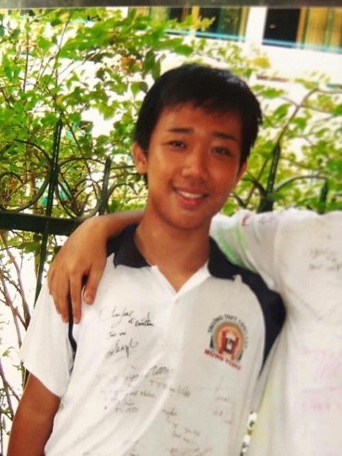 Trấn Thành khoe ảnh dễ thương bên mẹ ngày nhỏ - 8