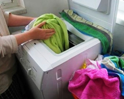 Mách chị em cách giặt áo khoác lông vũ siêu nhẹ - 2