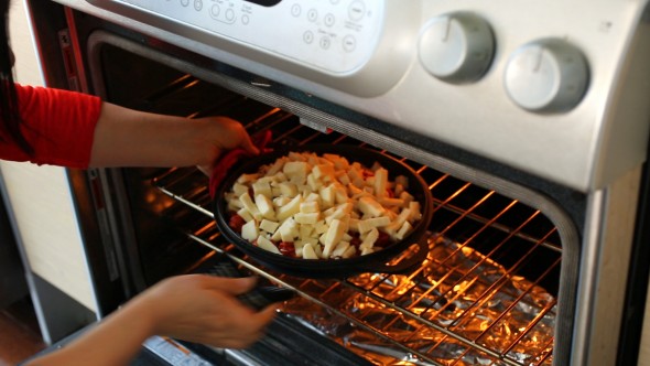 Cách làm gà cay phô mai kiểu Hàn đang gây sốt - 7