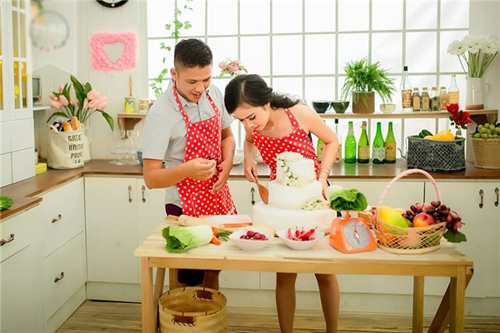 Ngôn tình có thật của thầy giáo và cô học trò kém 13 tuổi - 10