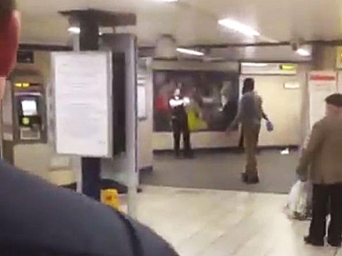 Người bị cứa cổ kể phút giằng co với khủng bố ở London - 2