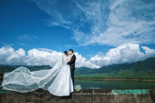 Chuyện tình “cầm cưa” của nàng Heo xinh xắn - 10