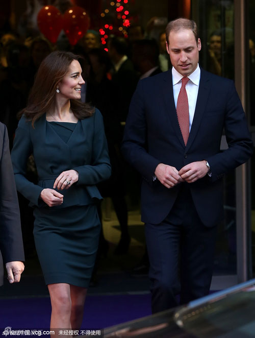 Rộ tin đồn Hoàng tử Harry hẹn hò với em gái của chị dâu - 4