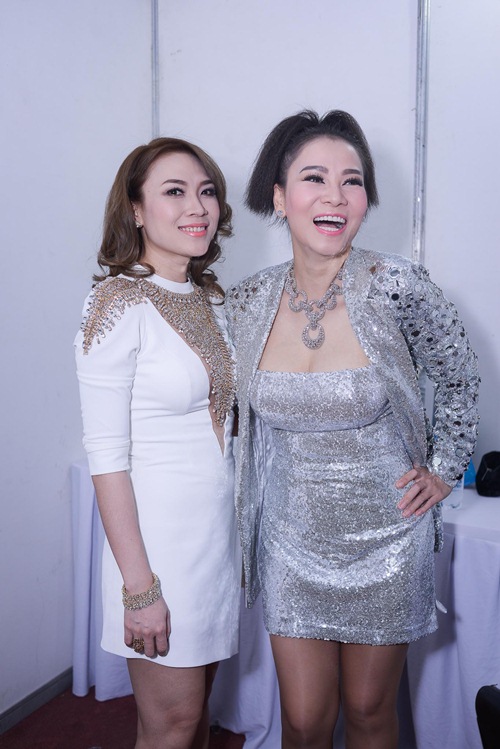 Thu Minh ôm Mỹ Tâm giải tỏa mọi hiểu lầm - 6