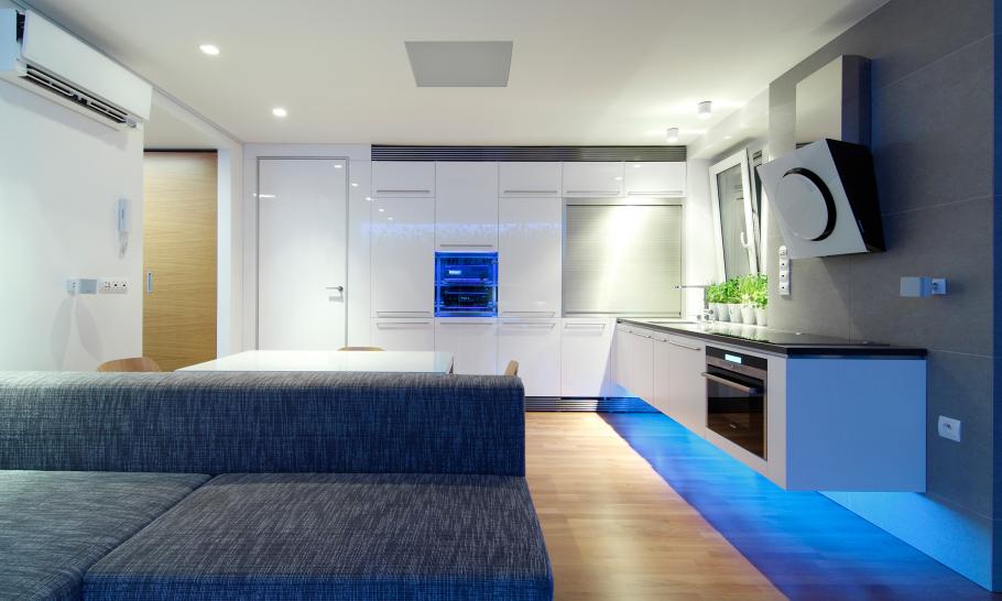 Đã mắt nhà nhỏ 51m2 lắp đèn chiếu sáng ngập nhà - 3