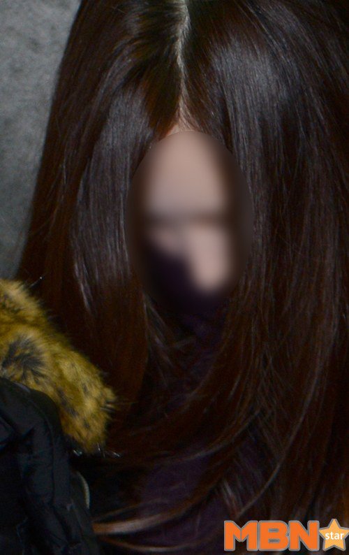 Bạn gái cũ Kim Hyun Joong đưa con trai đi xét nghiệm ADN - 4