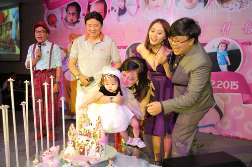 Mr Đàm, Minh Tâm Bùi dự sinh nhật con gái Gia Bảo - 11