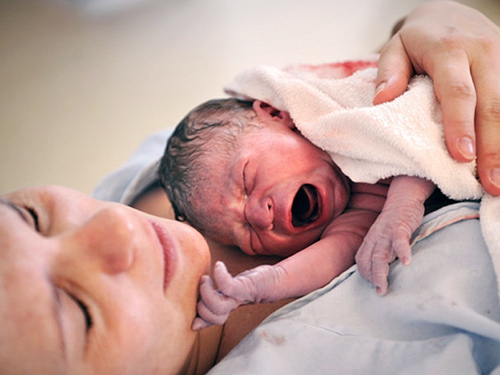 Lần đầu làm mẹ: 21 điều mẹ phải biết! - 2