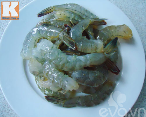 Thơm ngon, nóng hổi với miến nấu tôm - 2