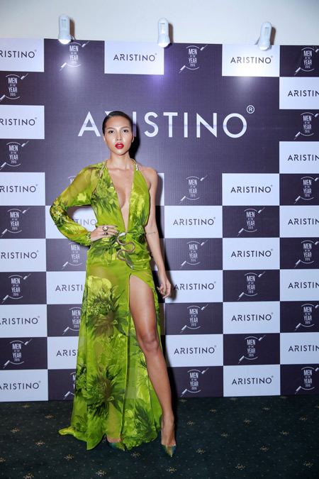 Johnny trí nguyễn phong cách với aristino trên thảm đỏ - 6