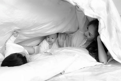 Con gái Hồng Nhung thướt tha như người mẫu nhí - 6