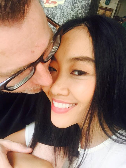 Con gái Hồng Nhung thướt tha như người mẫu nhí - 9