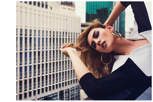 Võ Hoàng Yến hào hứng với vai trò quot;bà bầuquot; - 1