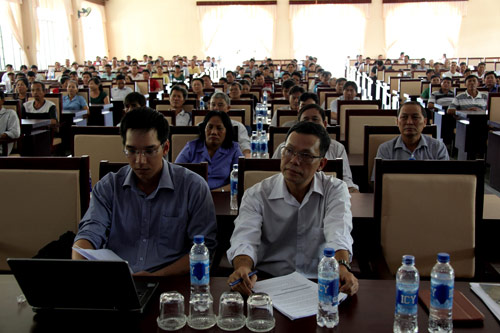 Vinamilk tổ chức tái ký hợp đồng trực tiếp nông dân chăn nuôi bò sữa - 1