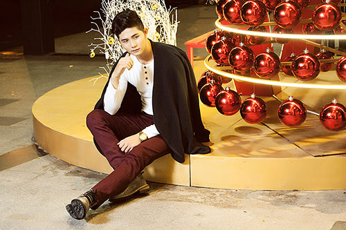 Ray Võ tình tứ bên hot girl Kelly Nguyễn - 4