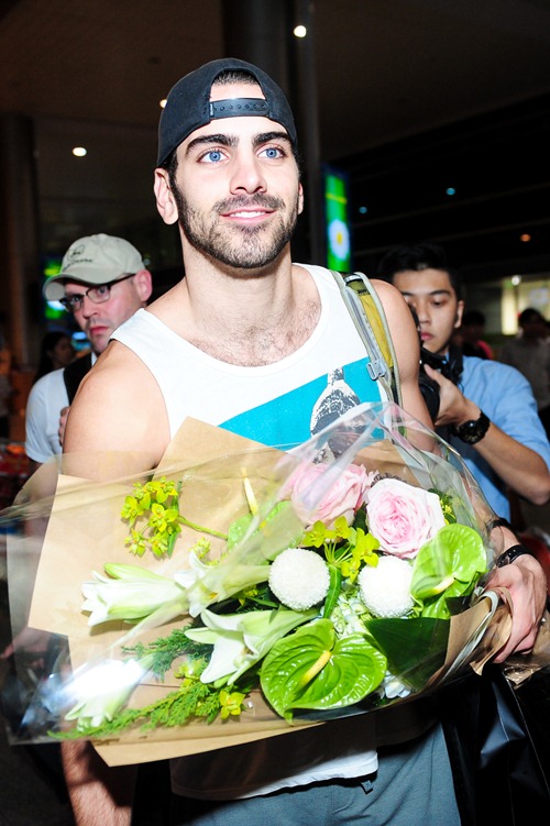 Quán quân quot;Next Top Mỹ 2015quot; điển trai đến thăm Việt Nam - 5