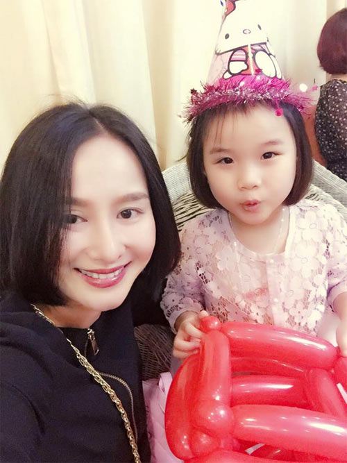 Mẹ con Ốc Thanh Vân hạnh phúc bên quot;cái chuồngquot; của mình - 3