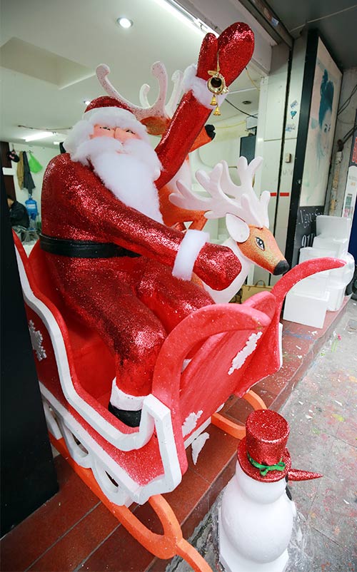 quot;Đột nhậpquot; xưởng sản xuất quot;người tuyếtquot; ở Hà Nội - 17