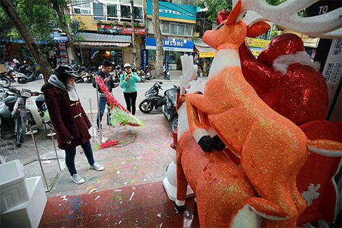 quot;Đột nhậpquot; xưởng sản xuất quot;người tuyếtquot; ở Hà Nội - 16