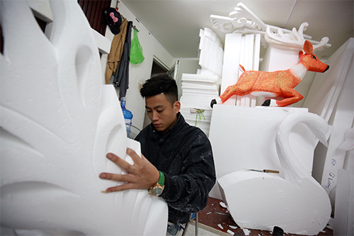 quot;Đột nhậpquot; xưởng sản xuất quot;người tuyếtquot; ở Hà Nội - 18