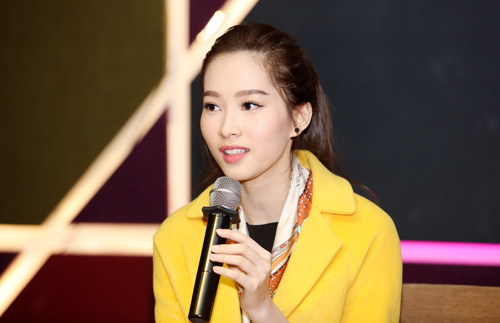 Thu Thảo xúc động khi nghe hoàn cảnh trẻ em vùng cao - 4