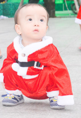 Người Sài Gòn đưa con đi chơi Noel sớm - 5