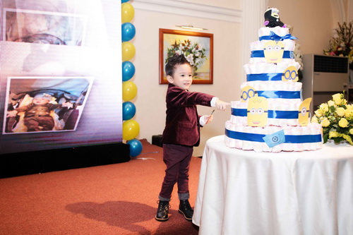 quot;Búp bêquot; Thanh Thảo mừng sinh nhật con trai hoành tráng - 3