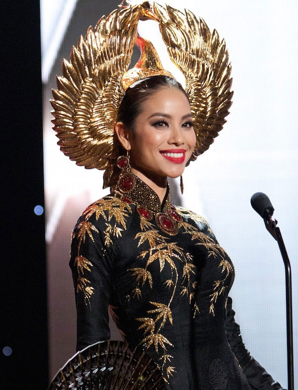 HHHV trao nhầm vương miện: Philippines ngơ ngác lên ngôi - 19