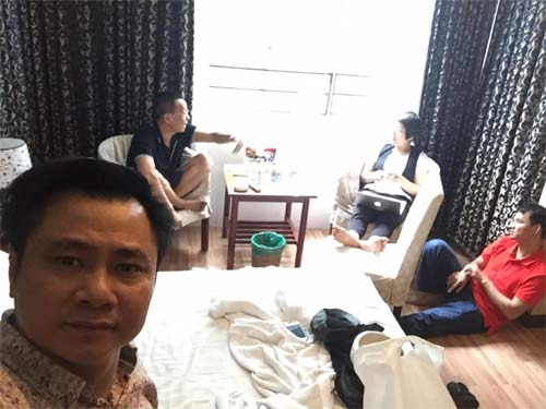 Mẹ Ngọc Quyên sang Mỹ chăm con gái sắp sinh - 5
