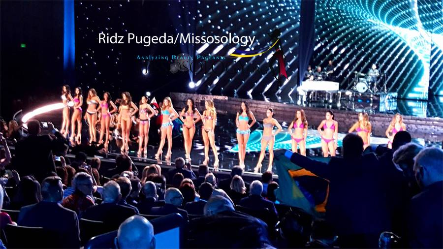 HHHV trao nhầm vương miện: Philippines ngơ ngác lên ngôi - 9