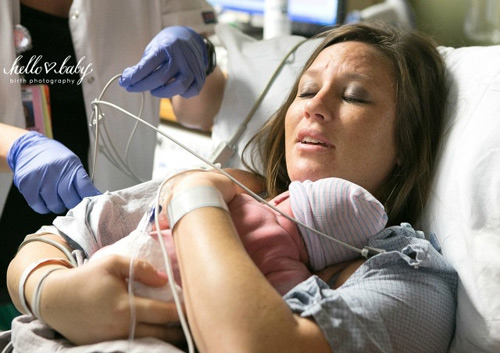 58 bộ ảnh và những cảnh sinh nở cảm động nhất năm - 17