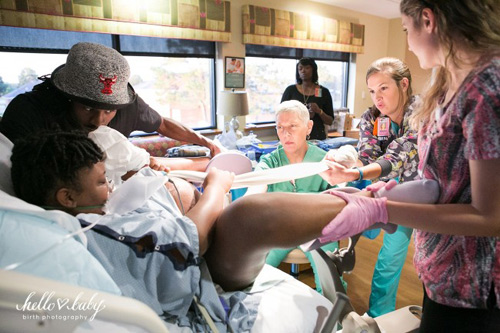 58 bộ ảnh và những cảnh sinh nở cảm động nhất năm - 5