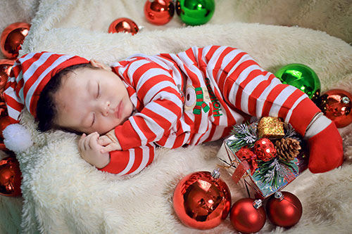 Con trai Nhật Kim Anh quot;siêuquot; đáng yêu dịp Noel - 9