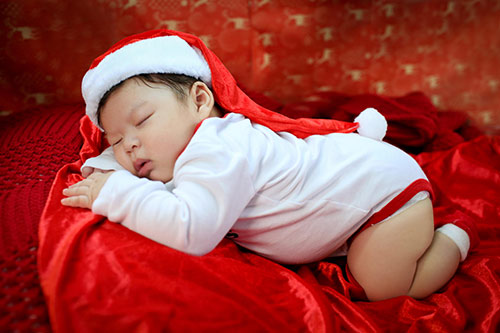 Con trai Nhật Kim Anh quot;siêuquot; đáng yêu dịp Noel - 3