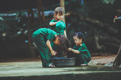 Dàn mẫu nhí Hà thành gây xúc động trong màu xanh áo lính - 2