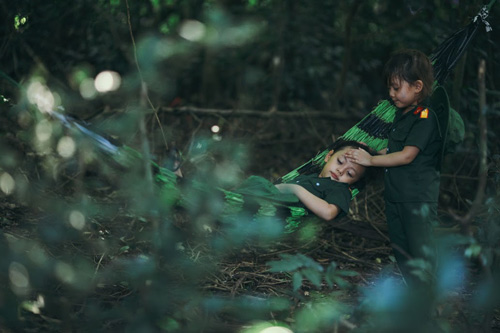 Dàn mẫu nhí Hà thành gây xúc động trong màu xanh áo lính - 5