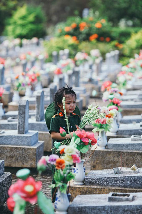 Dàn mẫu nhí Hà thành gây xúc động trong màu xanh áo lính - 14